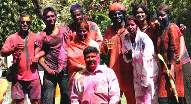 holi-chapter