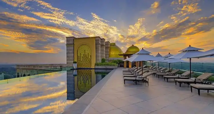 golden-triangle-tour-with-leela-and-taj-hotels
