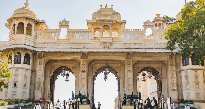 Udaipur City Palace Lake Pichola